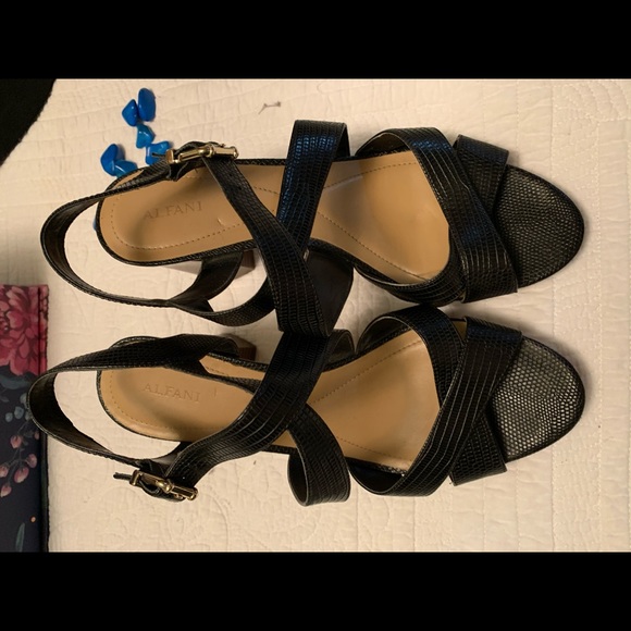 Black Alfani Size 10 Strappy Block Heels - Picture 3 of 5